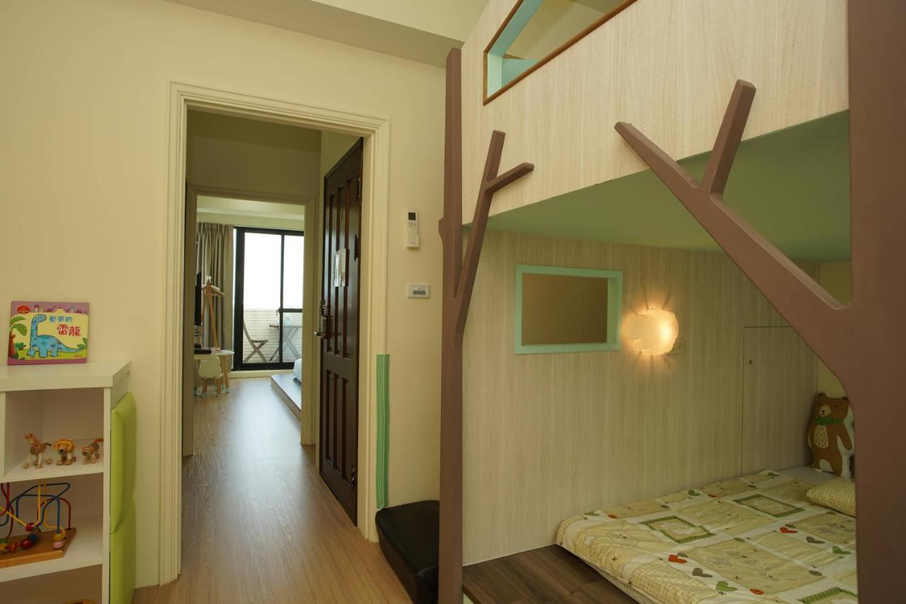 胖蝸牛親子民宿 Tainan Exterior foto